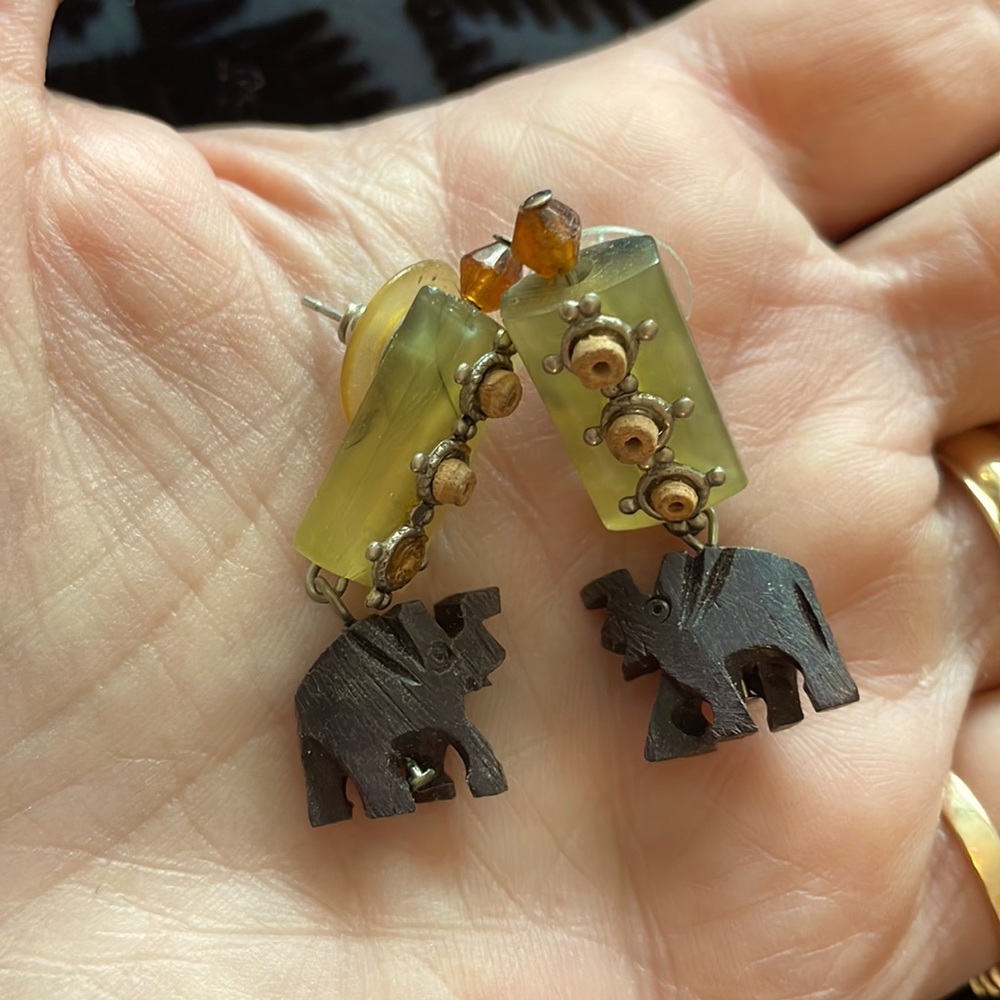Vintage wood and resin elephant tribal earrings.